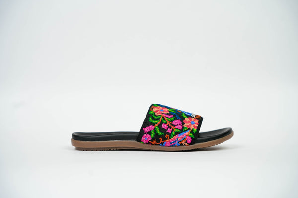 Hayaat Black Sliders
