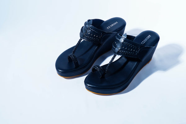 Mystic Black Kolhapuri Wedges