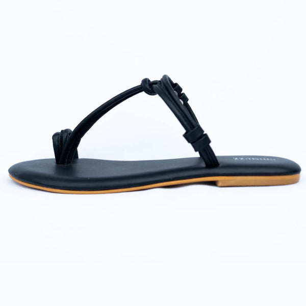 Black knotted straps flats