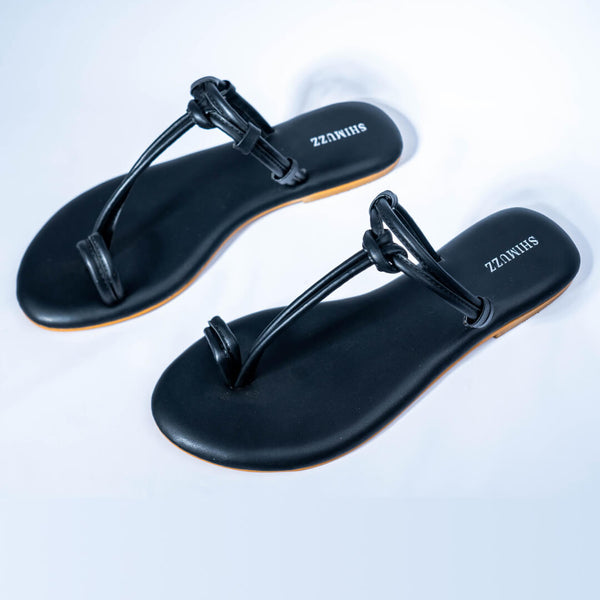 Black knotted straps flats