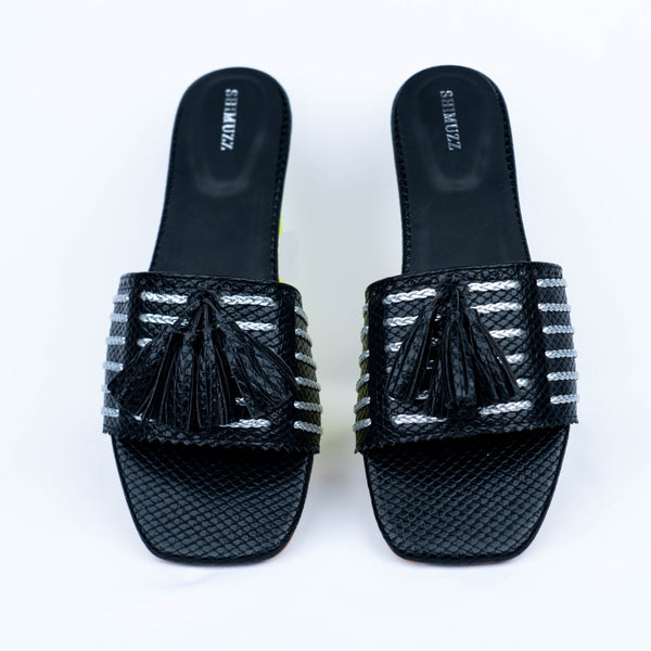 Tassel with silver braided black sliders