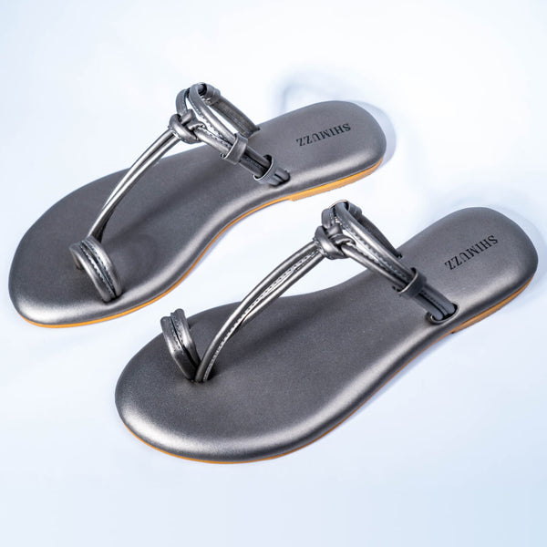 Knotted straps gunmetal sliders
