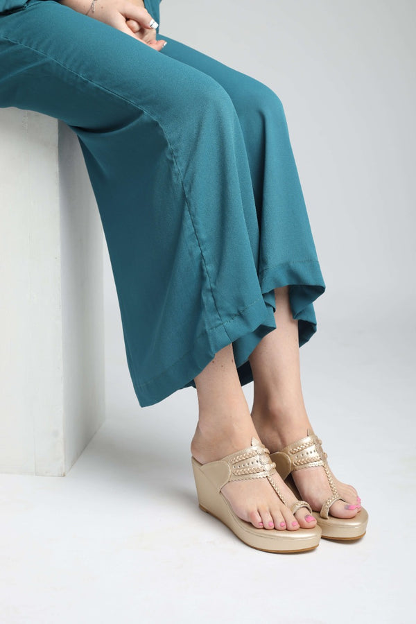 Desert Mist Kolhapuri Wedges
